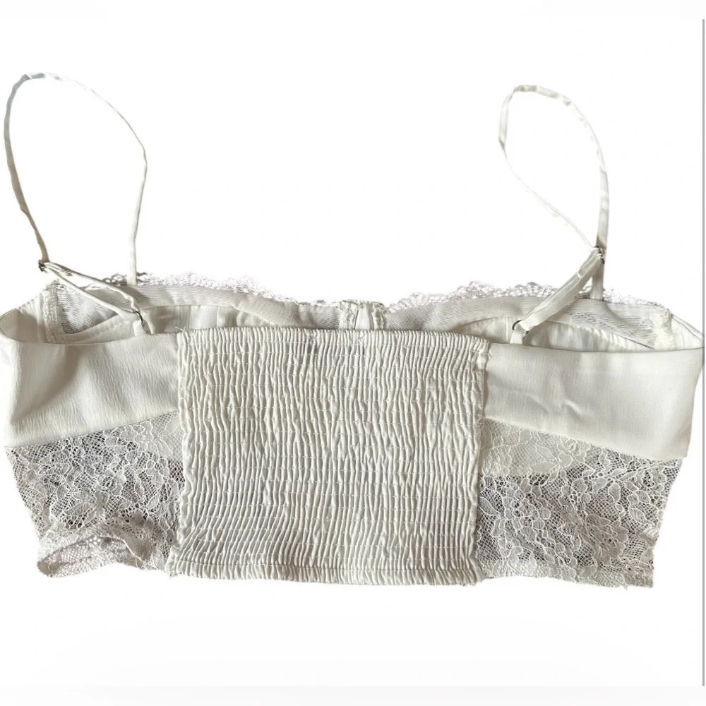 Bershka trendy lace